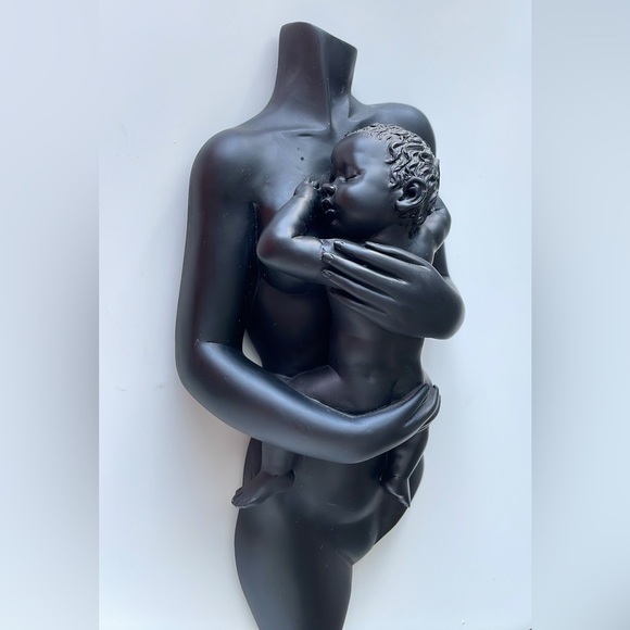 Mother and Child Sculpture Wall Art - Picture 1 of 5
